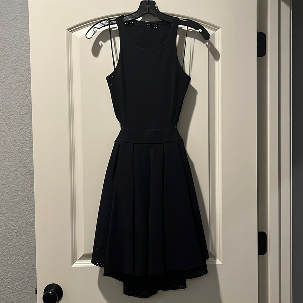 lululemon athletica Black Cut-Out Dress/Size 2